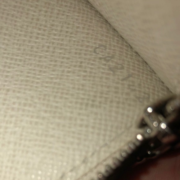 🌺 Louis Vuitton Epi wallet - Picture 4 of 13